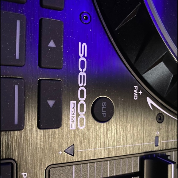 Meet your Posher, Diego - Picture 2 of 4